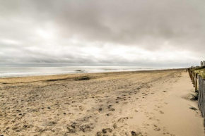 Central Ocean City Condo with Balcony and Ocean Views!